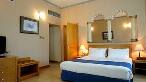 Premium bedding, minibar, in-room safe, desk