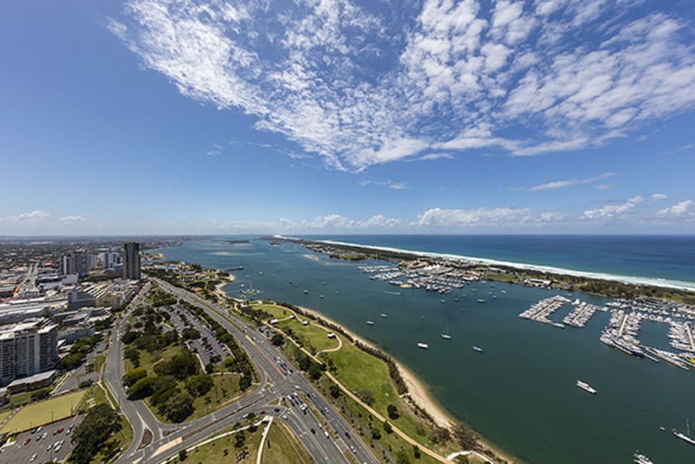 Meriton Suites Southport, Gold Coast