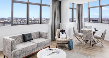 Meriton Suites Church Street, Parramatta
