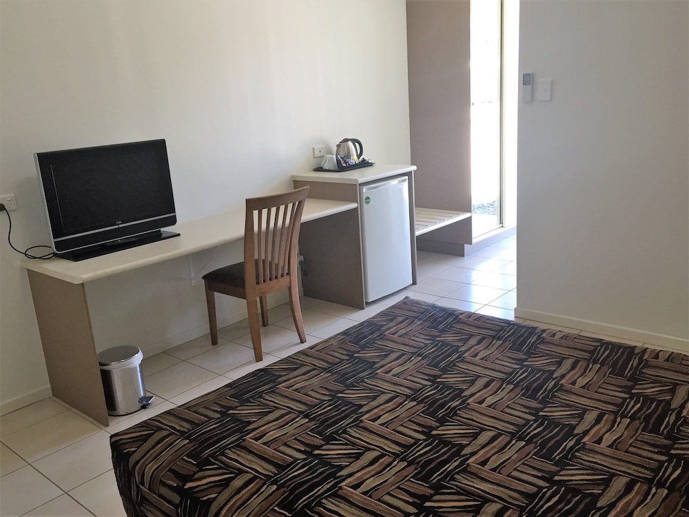 Swag Motel AU133 Deals & Reviews (Middlemount, AUS) Wotif