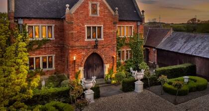 Manor Court