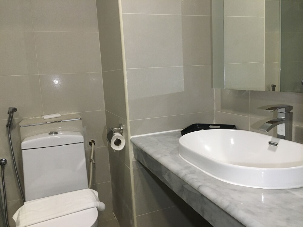 Aliya Hotel Klang 2018 Reviews Booking Expedia Com My