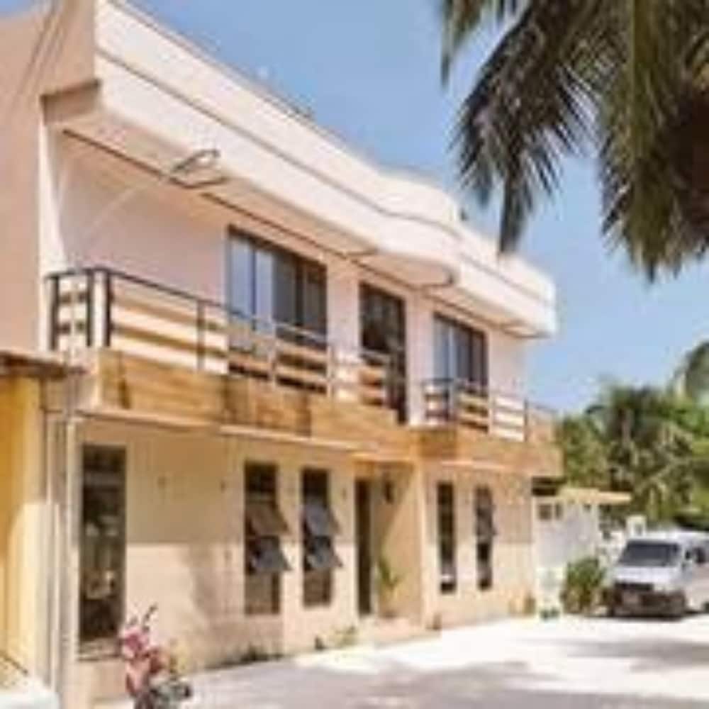 White Sand Lodge in Maafushi, Maldives