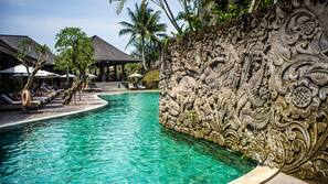 Outdoor pool, open 7:00 AM to 7:30 PM, pool umbrellas, pool loungers