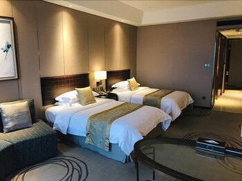 Golden Eagle Summit Hotel Yancheng Yancheng 2020 Room