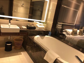 Golden Eagle Summit Hotel Yancheng Yancheng 2020 Room