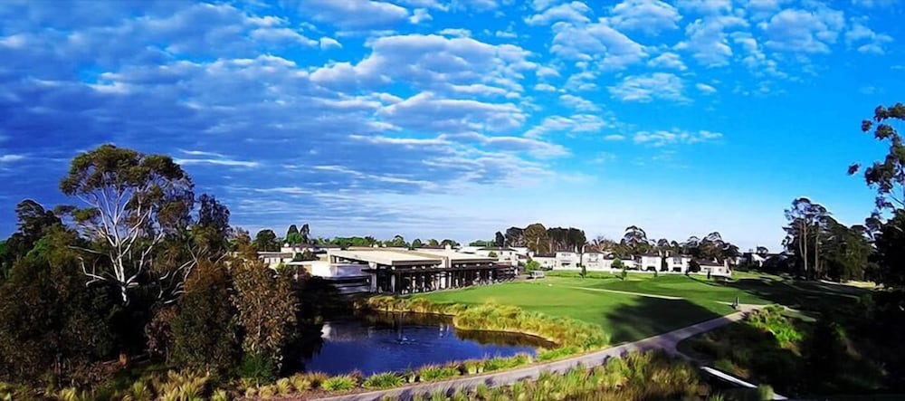 Lake Wendouree Apartments on Grove St