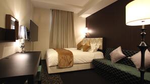 Premium bedding, desk, free WiFi, linens