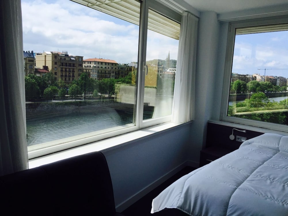 Foto - Pensión Riberas del Urumea