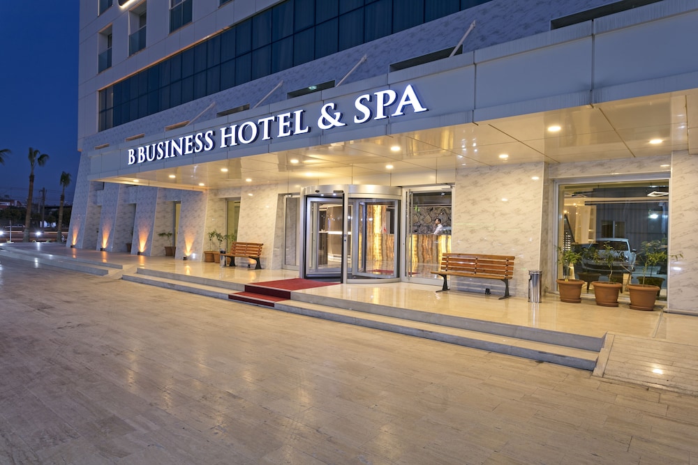 Property entrance, B Business Hotel & Spa