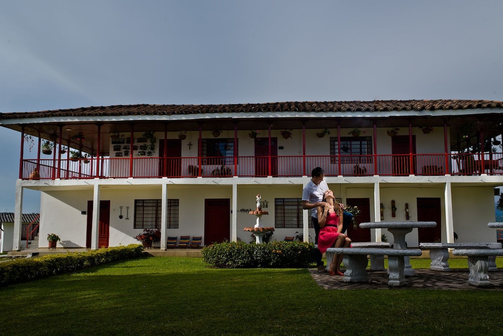 Finca Hotel Villa Clara in Chinchiná, Colombia