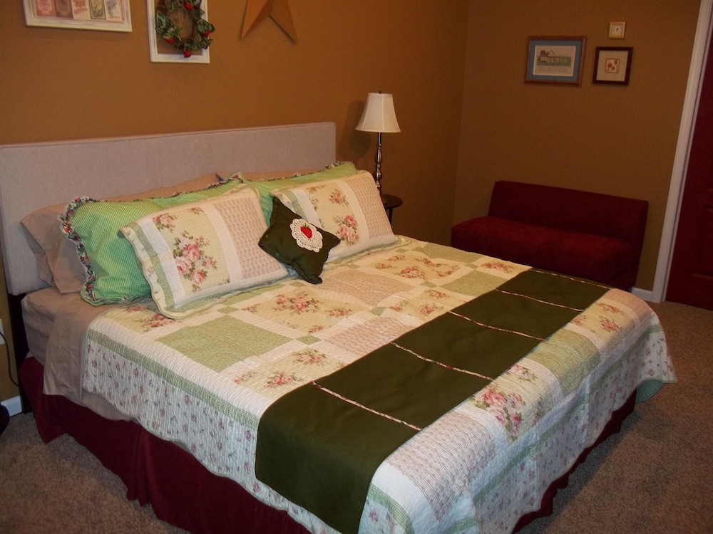 Tin Brook Bed and Breakfast Deals & Reviews (Walden, USA) Wotif