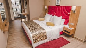 Premium bedding, pillowtop beds, in-room safe, individually decorated