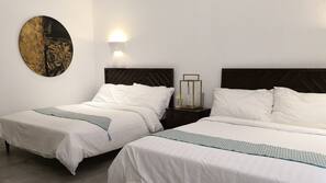 In-room safe, free WiFi, linens