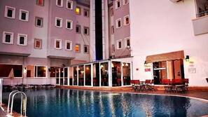 Outdoor pool, pool umbrellas, pool loungers