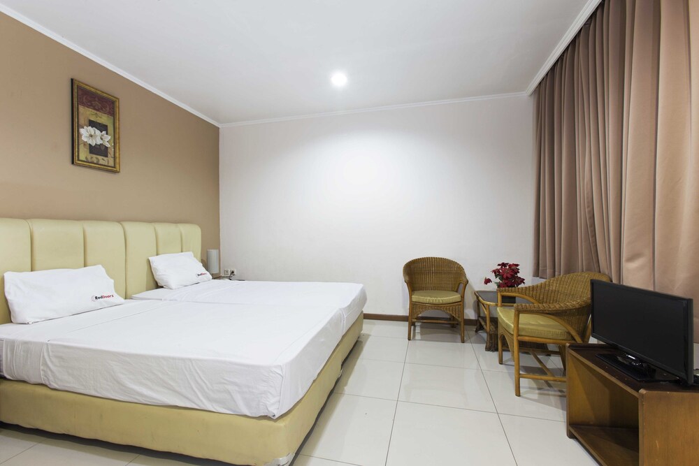 Zen Rooms Basic Cikini Syariah Book Directions Navitime - 