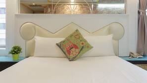 Egyptian cotton sheets, premium bedding, desk, blackout curtains