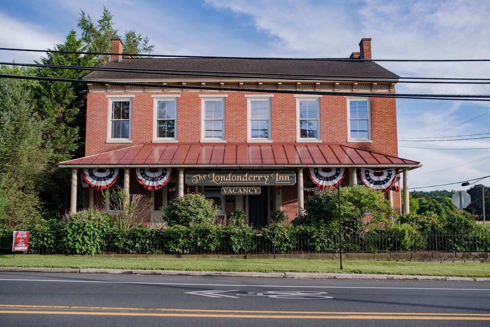 The Londonderry Inn Deals & Reviews (Palmyra, USA) Wotif