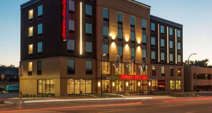 Hampton Inn & Suites Minneapolis University Area