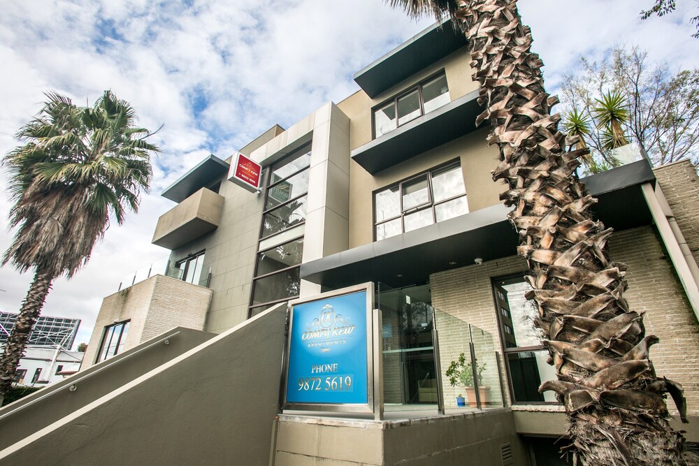 Comfy Kew Apartments
