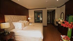 Minibar, in-room safe, desk, blackout curtains