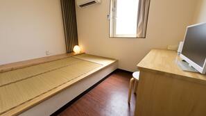 Desk, blackout drapes, free WiFi, linens
