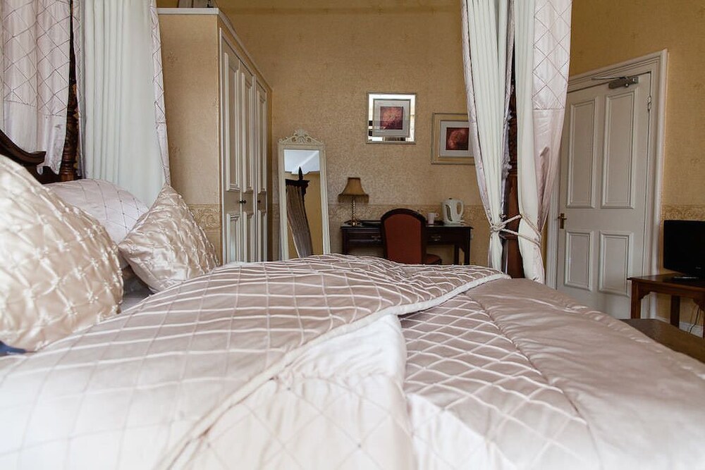 Wadenhoe House Book A Room Wadenhoe House Book A Room