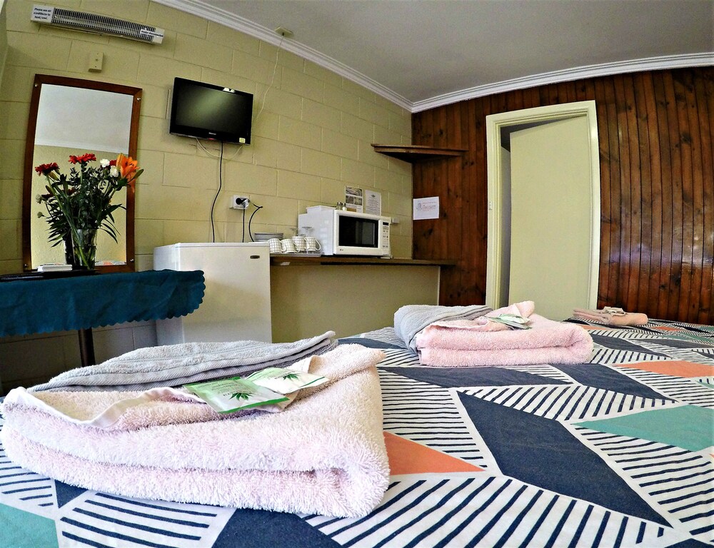 Turn-in Motel
