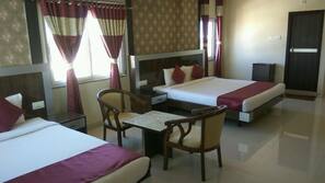 Desk, free rollaway beds, free WiFi