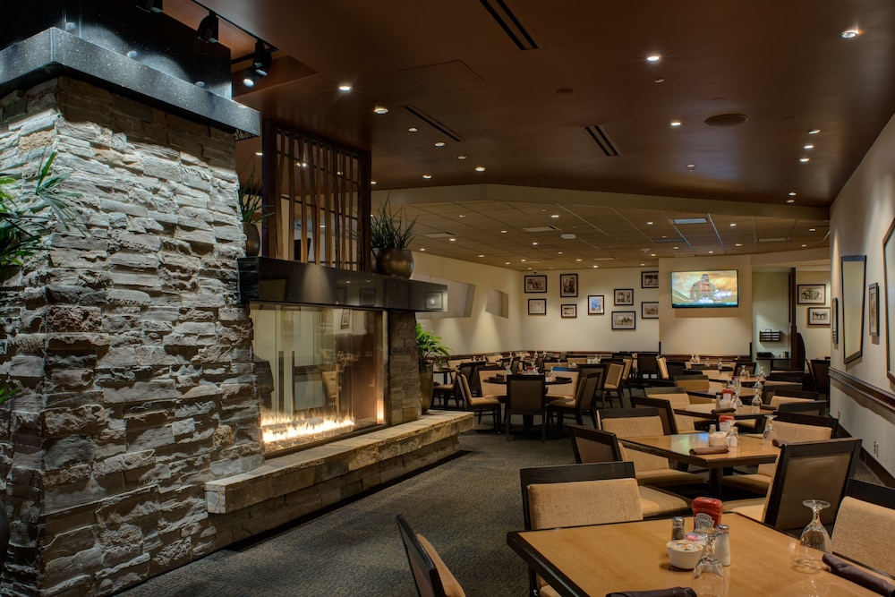 River Spirit Casino Resort, Tulsa 139 Room Prices & Reviews Travelocity