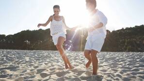 Private beach, beach towels