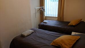 Egyptian cotton sheets, premium bedding, rollaway beds, free WiFi
