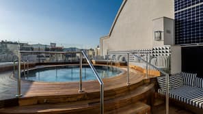 Piscina stagionale all'aperto