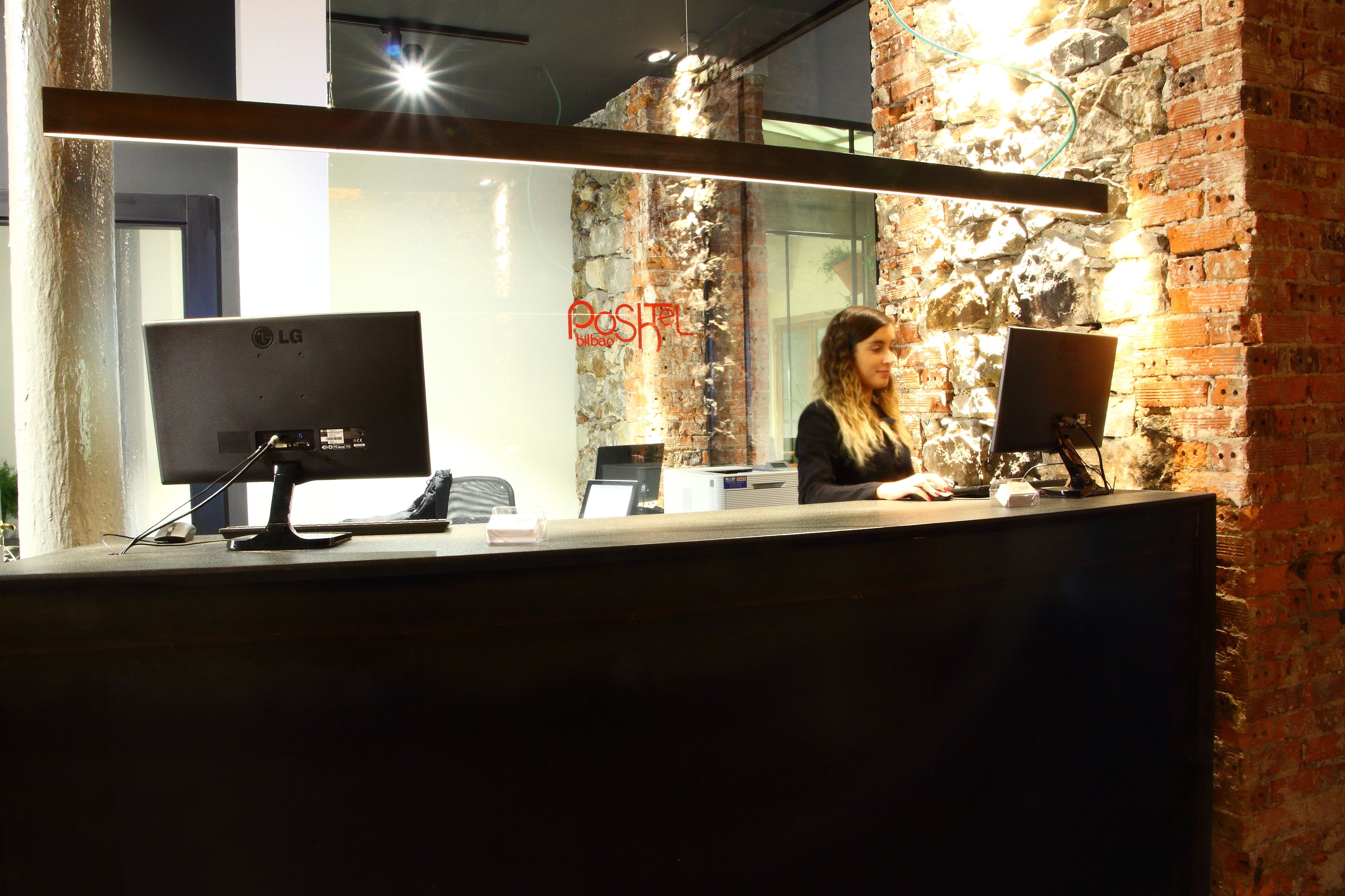 Poshtel Bilbao - Premium Hostel in Bilbao, Spain