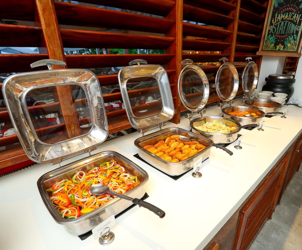 Royal Decameron Cornwall Beach All Inclusive in Montego Bay Best