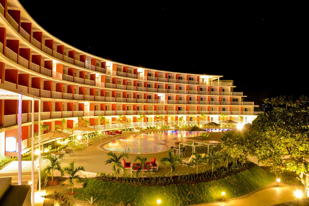 Royal Decameron Cornwall Beach All Inclusive in Montego Bay | Best Rates & Deals on Orbitz