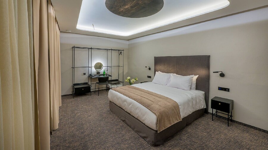 Artagonist Art Hotel