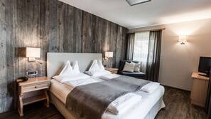 In-room safe, cribs/infant beds, free WiFi
