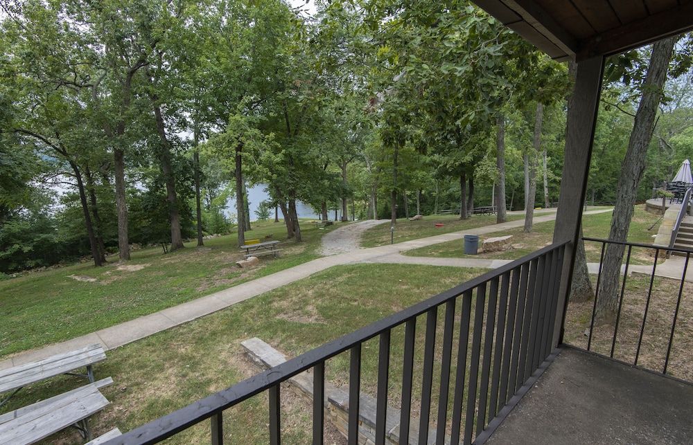 Rough River Dam State Resort Park in Falls of Rough Best Rates