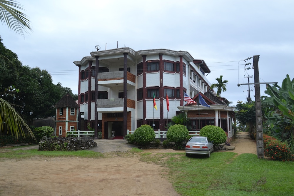Atlantic Hotel Kribi In Kribi Hotel Rates Reviews On Orbitz
