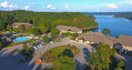 Dale Hollow Lake State Resort Park