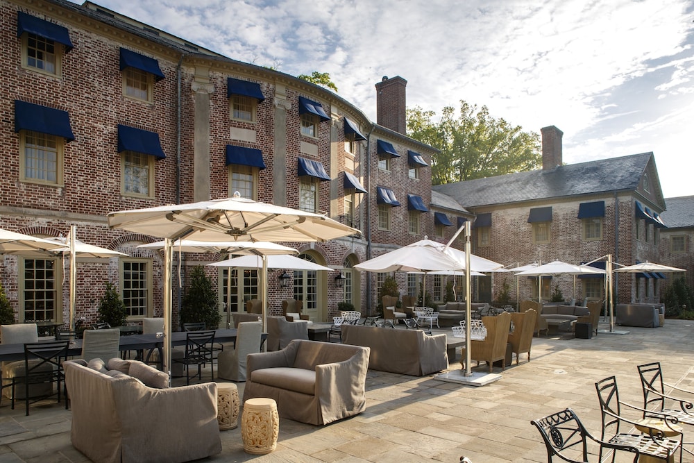 Williamsburg Inn, an official Colonial Williamsburg Hotel in