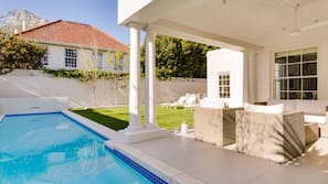 Outdoor pool, pool loungers