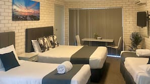 Premium bedding, iron/ironing board, free WiFi, bed sheets