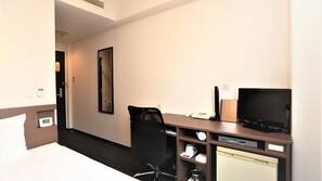 Desk, laptop workspace, free WiFi