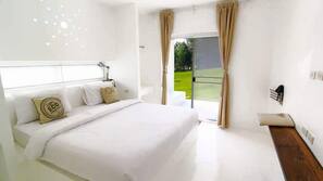 Minibar, individually furnished, desk, rollaway beds