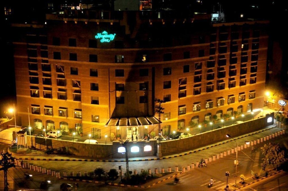 Gay dating site in lahore