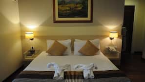 In-room safe, desk, free WiFi, linens