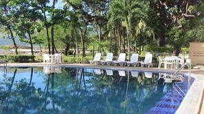 Outdoor pool, pool loungers