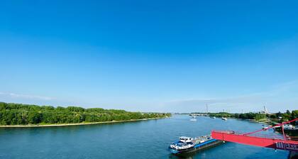 Hotel am Rhein - Wesseling